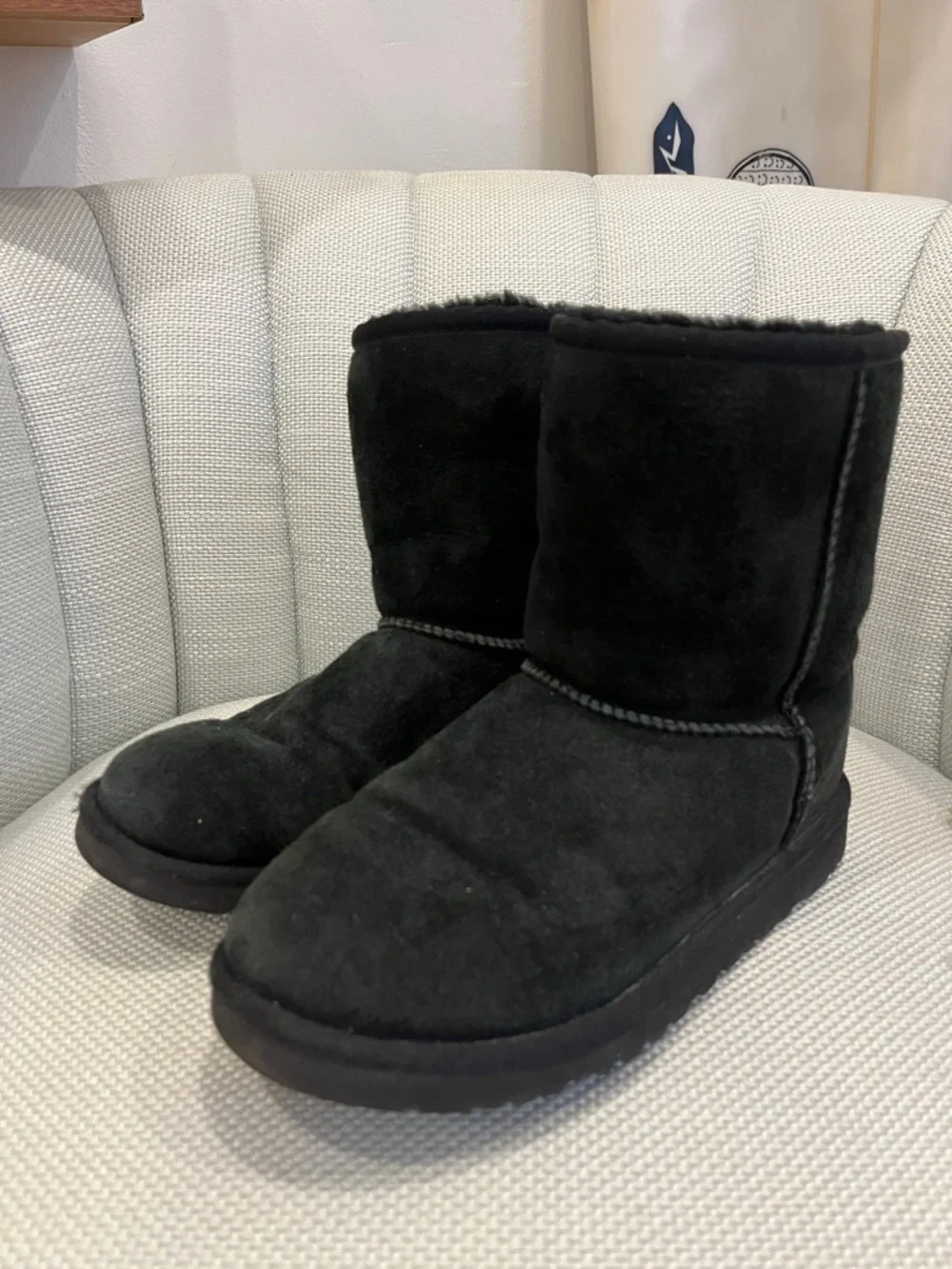 Ugg Women's Black Suede Cozy Winter Boots - Picture 1 of 5